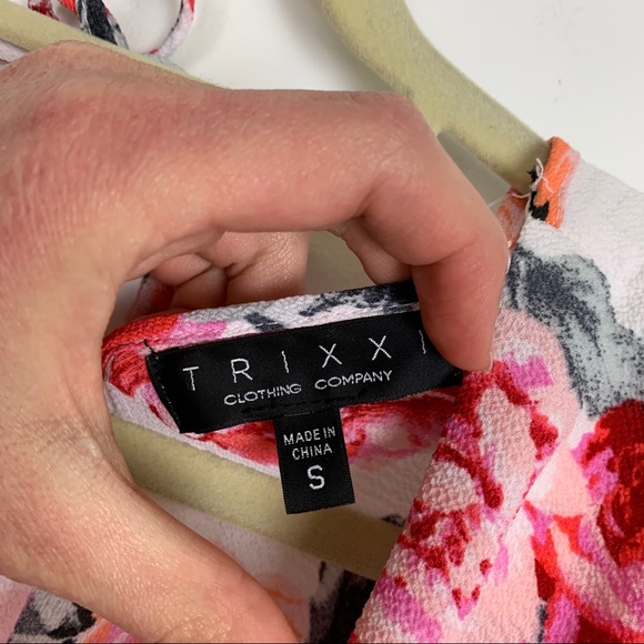 NWT TRIXXI Francesca's Crop Floral Wrap Jumpsuit - Picture 10 of 16